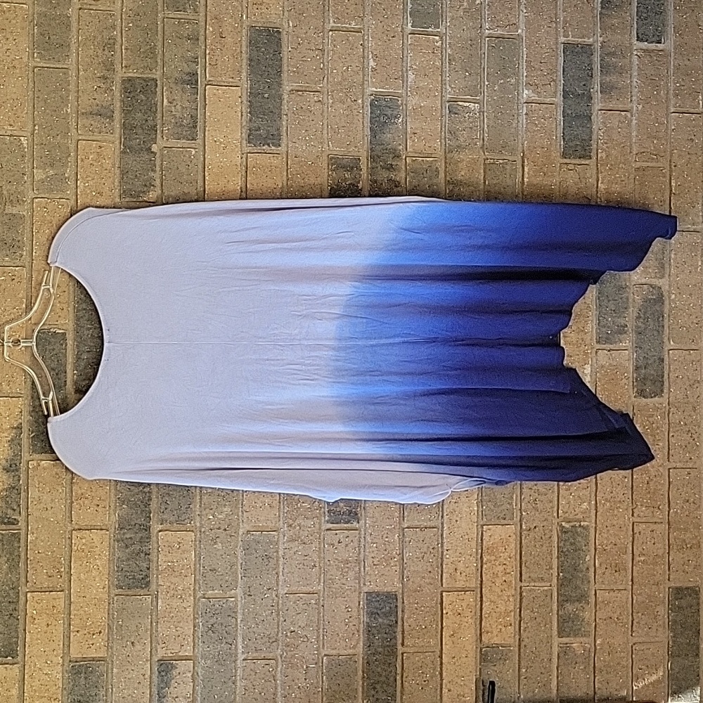 Lane Bryant, blue ombre short sleeve top, size 22/24 - Picture 2 of 12